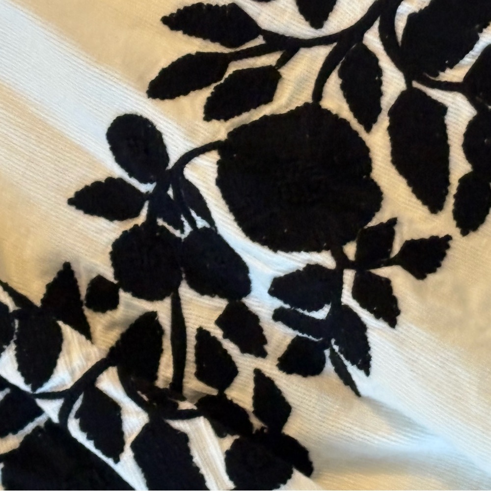 NWT Thierry Colson Wynona Cream Corduroy Embroidered Floral Skirt Small S Black - Picture 4 of 12